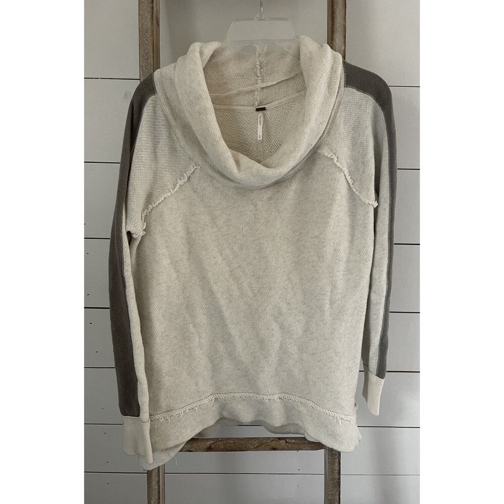 Free People Cream Grey Yo Yo Pullover Oversize Cowl Neck Split Hem Sweater Top S